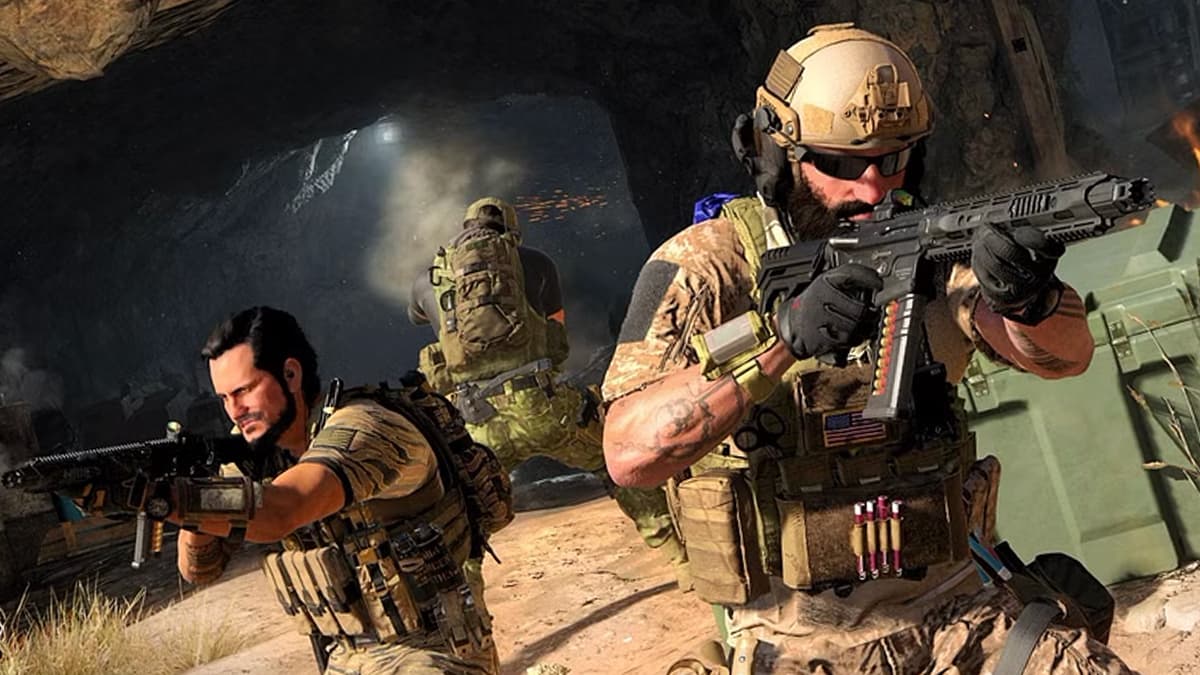 Three armed operators in Warzone